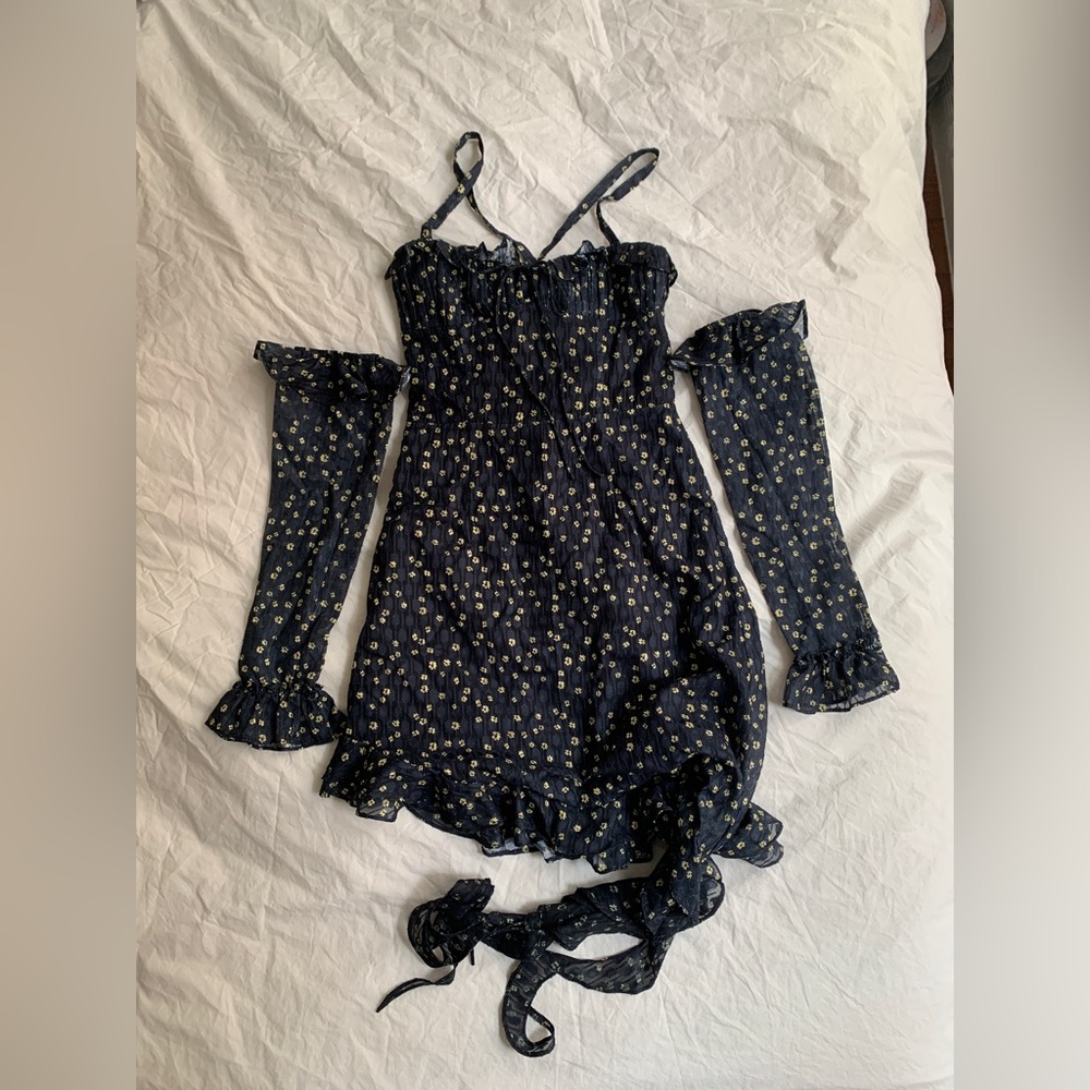 Seooocookie Navy Floral dress with sleeves